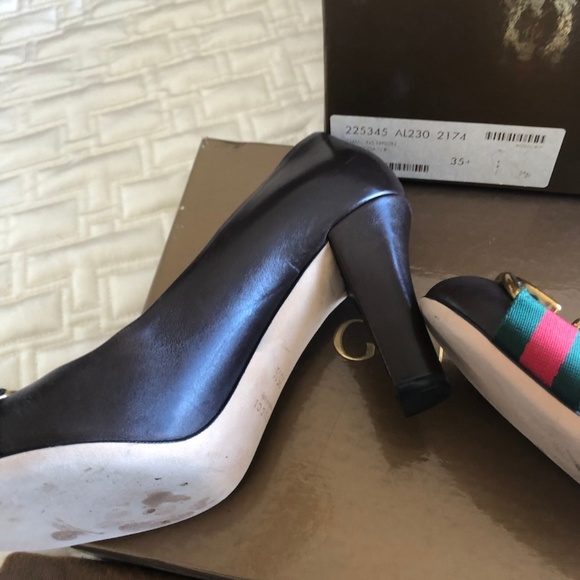 TRENDING GUCCI Leather Round-Toe Pumps - Picture 6 of 8